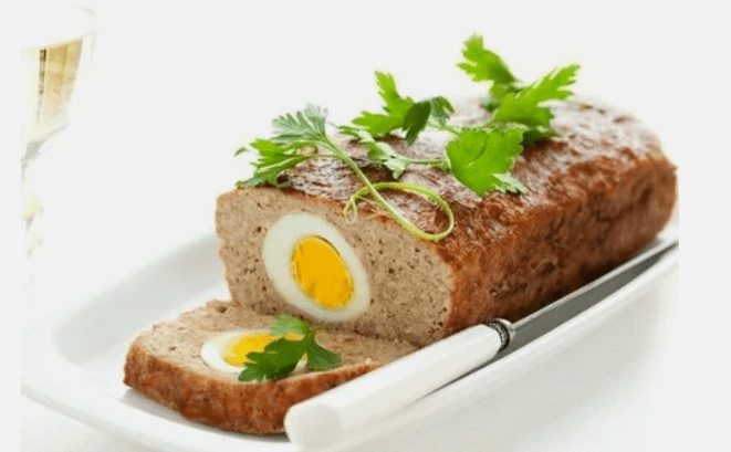 Rouleau de viande avec un œuf dans le régime alimentaire de Ducan
